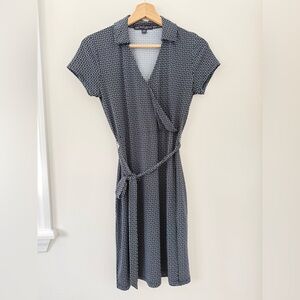 Brooks Brothers 346 Geometric Print Faux Wrap Stretch Navy & White Petite Dress